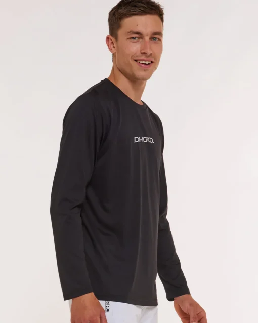 DHaRCO Mens Long Sleeve Tech Tee |