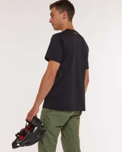 DHaRCO Mens Short Sleeve Tech Tee |