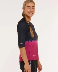 Women DHaRCO Womens 3/4 Sleeve Jersey |