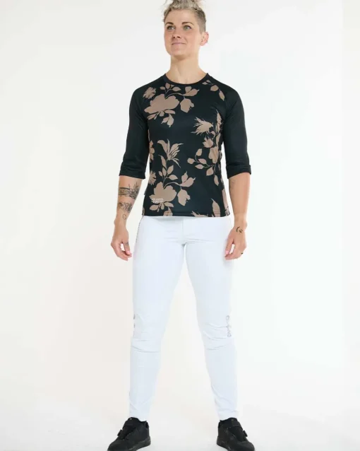 Women DHaRCO Womens 3/4 Sleeve Jersey |