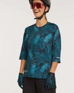 Women DHaRCO Womens 3/4 Sleeve Jersey |