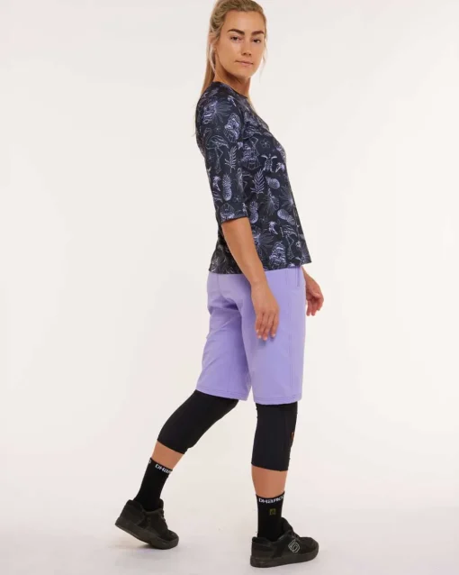 Women DHaRCO Womens 3/4 Sleeve Jersey |