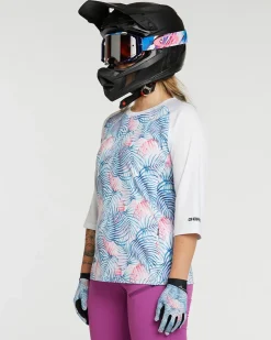 Women DHaRCO Womens 3/4 Sleeve Jersey |