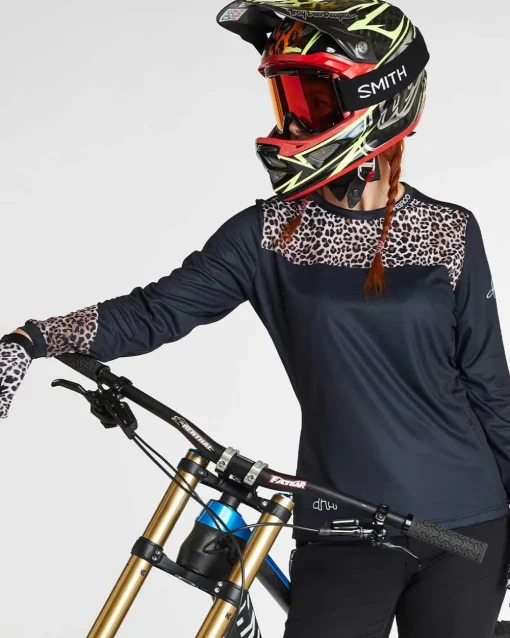 Women DHaRCO Womens Gravity Jersey |