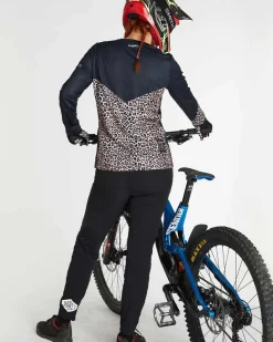 Women DHaRCO Womens Gravity Jersey |