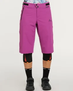 Women DHaRCO Womens Gravity Shorts |