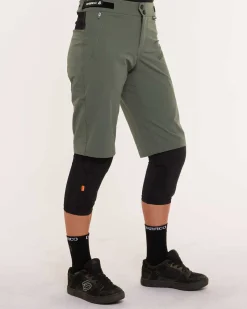 Women DHaRCO Womens Gravity Shorts |