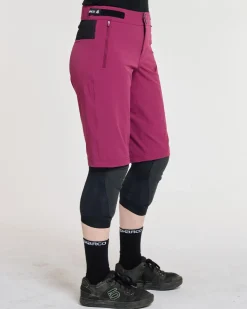 Women DHaRCO Womens Gravity Shorts |
