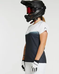 Women DHaRCO Womens Short Sleeve Jersey |