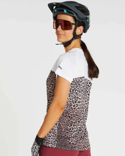 Women DHaRCO Womens Short Sleeve Jersey |
