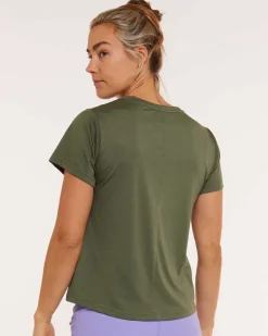 Women DHaRCO Womens Short Sleeve Tech Tee |