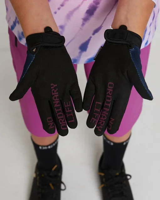 DHaRCO Youth Gravity Gloves |